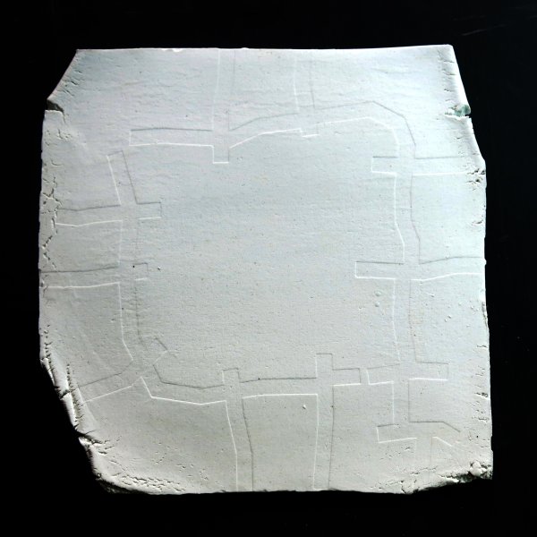 Territori assenyalat LI, porcellana,  30 x 30 x 1 cm., 2013