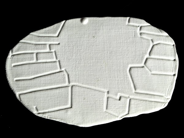 Espais ilimitats XXXI, porcelana, 41 x 63 x 1,5 cm. , 2012_w600_h450